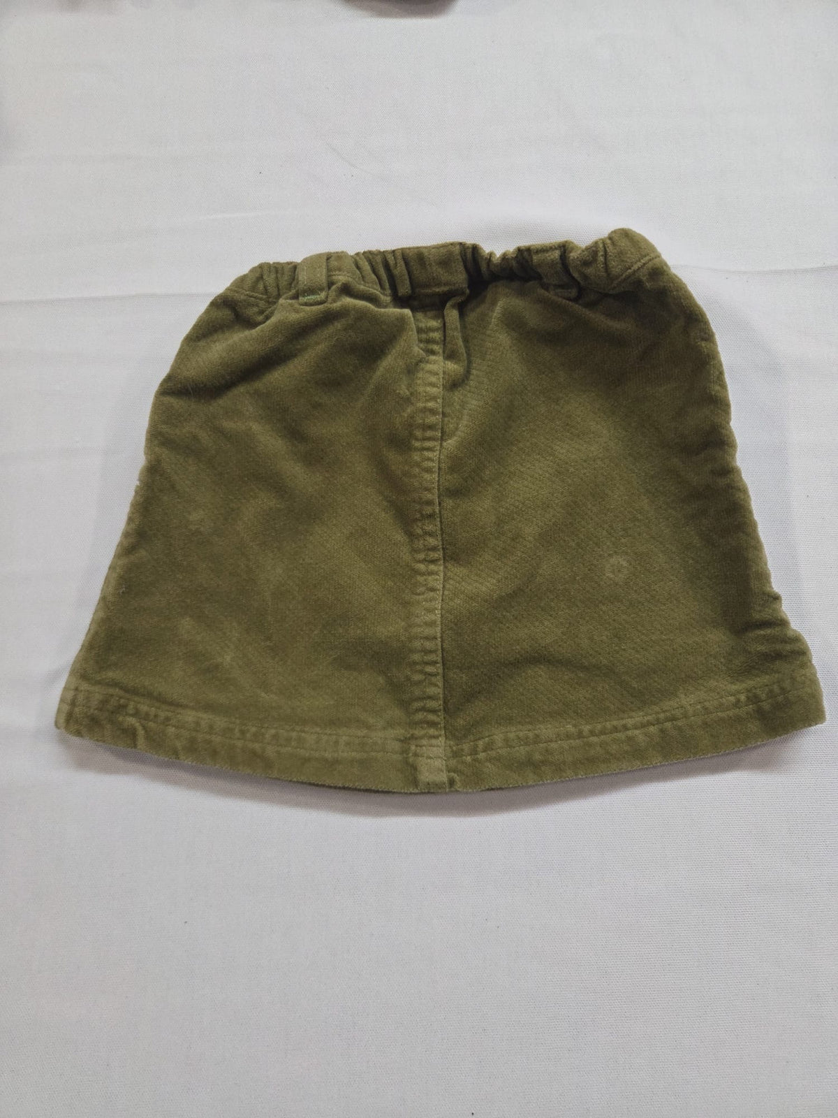 Falda de pana verde caqui con detalle floral - 12M / 80 cm