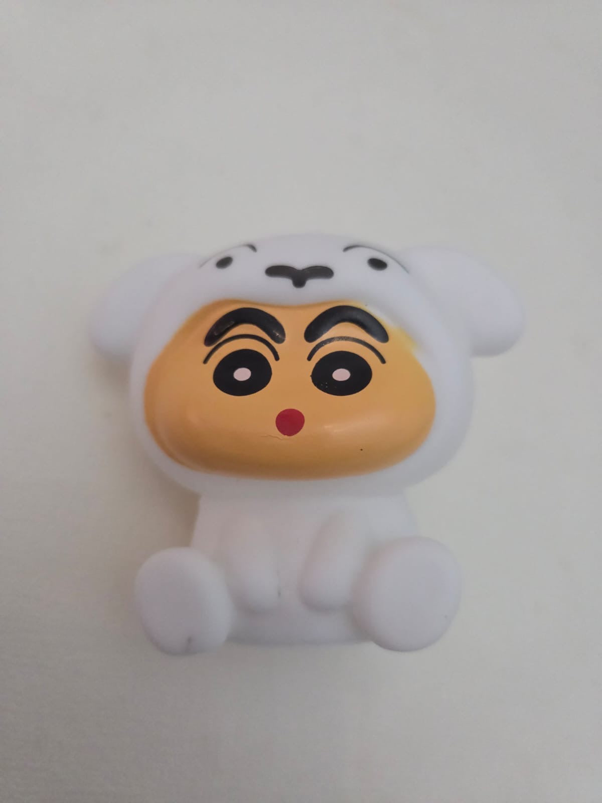 Lámpara de Noche LED Shin-Chan Disfraz Nevado | Luz Quitamiedos Infantil y Coleccionable