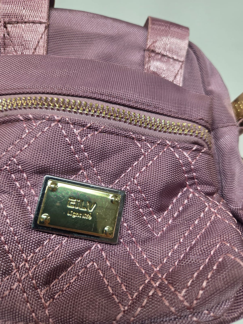 Mini Bolso Bandolera / Mochila Ligera EILV - Color Malva / Rosa Viejo (Excelente Estado)