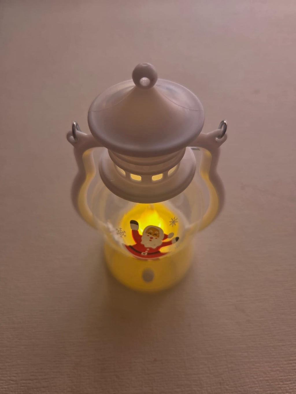 Farol de Navidad Portátil LED con Luz Cálida – Papá Noel)