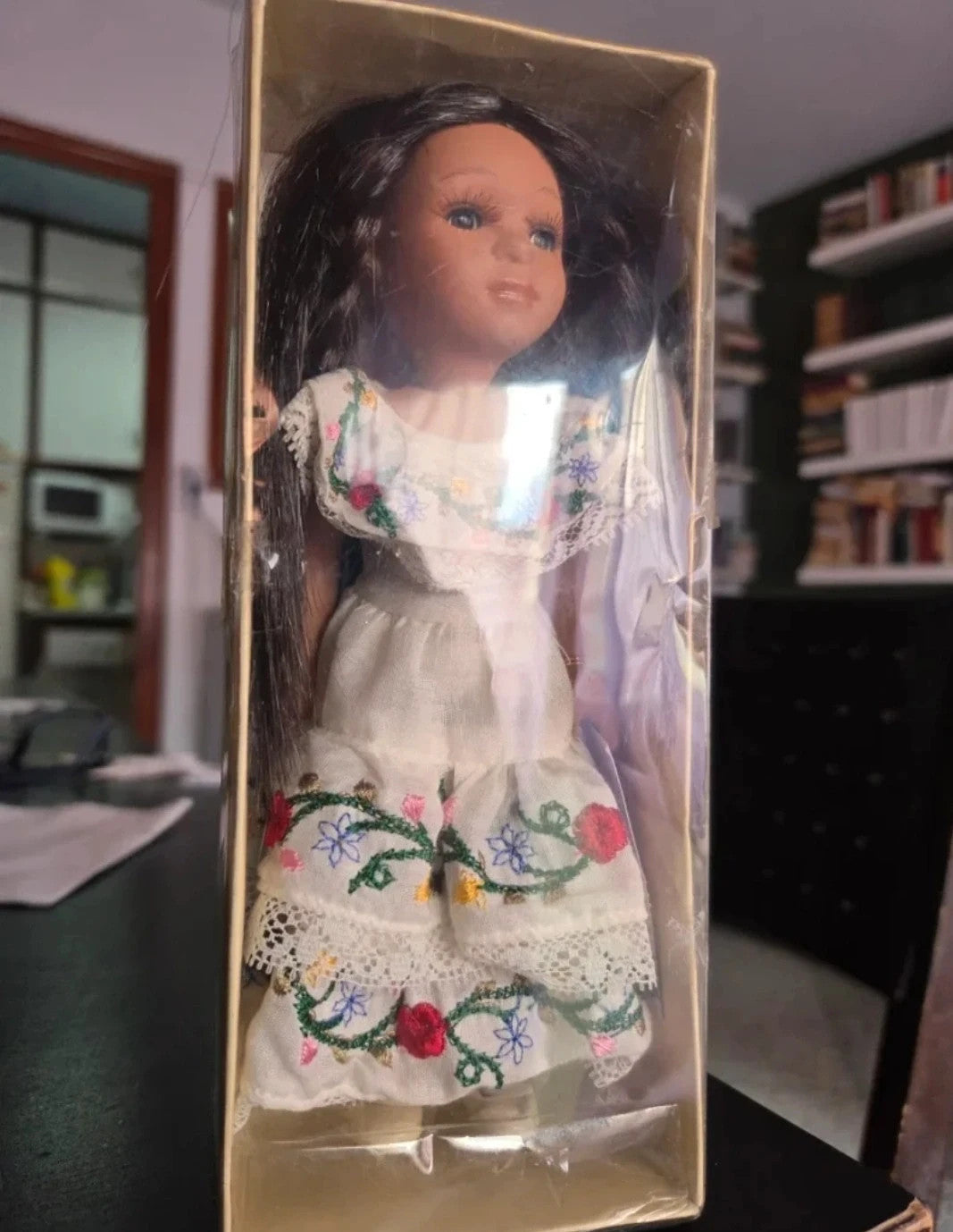 Muñeca de porcelana chiná años 60