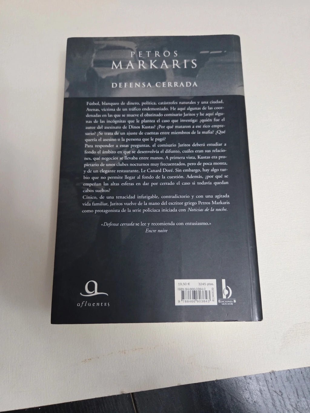Defensa cerrada. Petros Markaris.