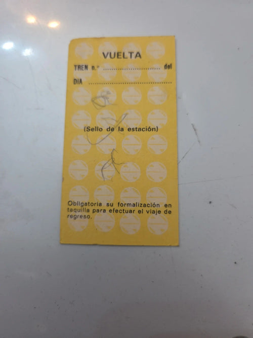 Antiguo boleto de tren de 1986