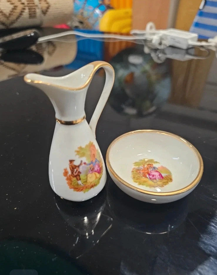 Jarrito y platito vintage de porcelana Sanbo