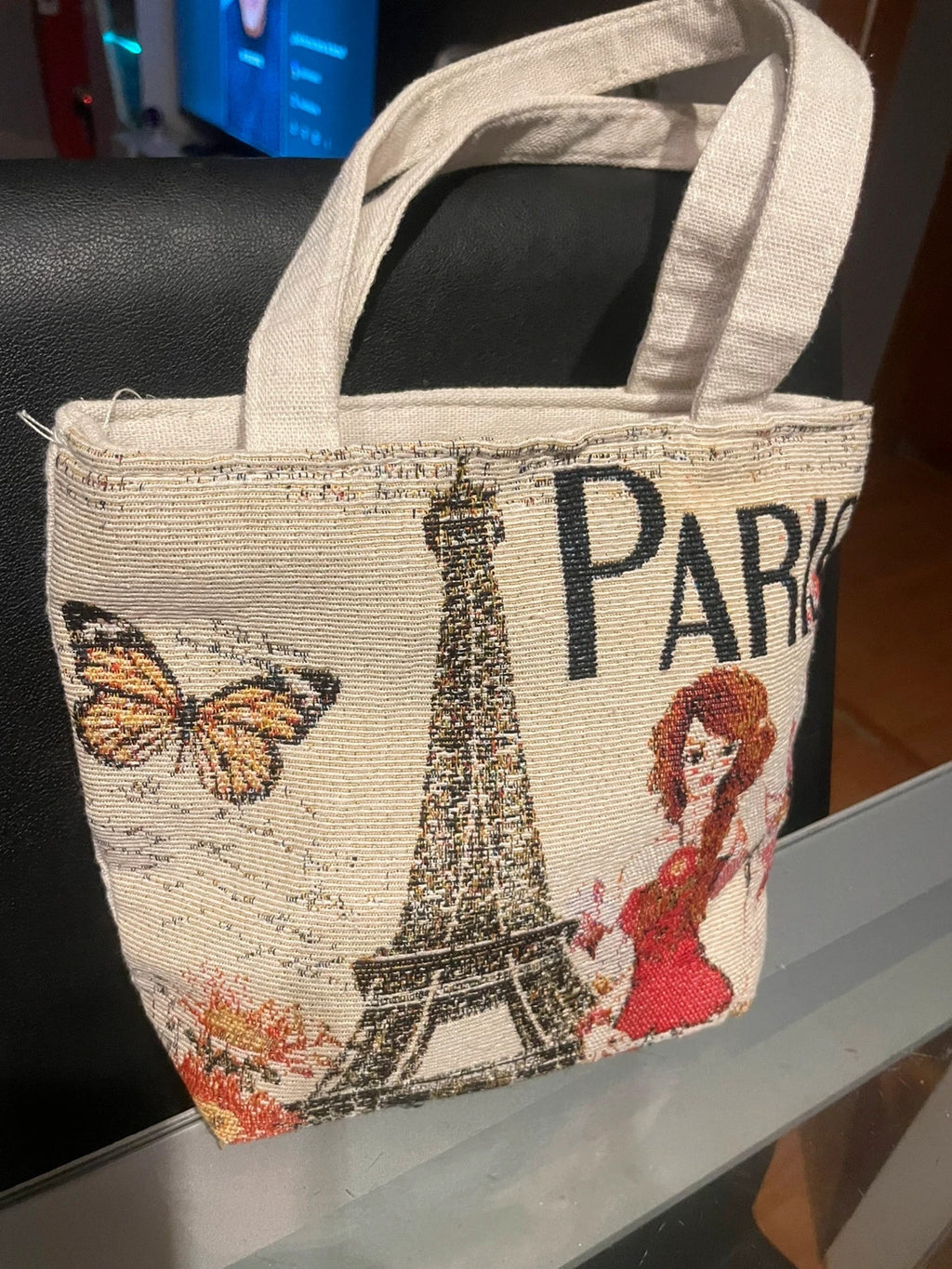 Pequeño bolso, París