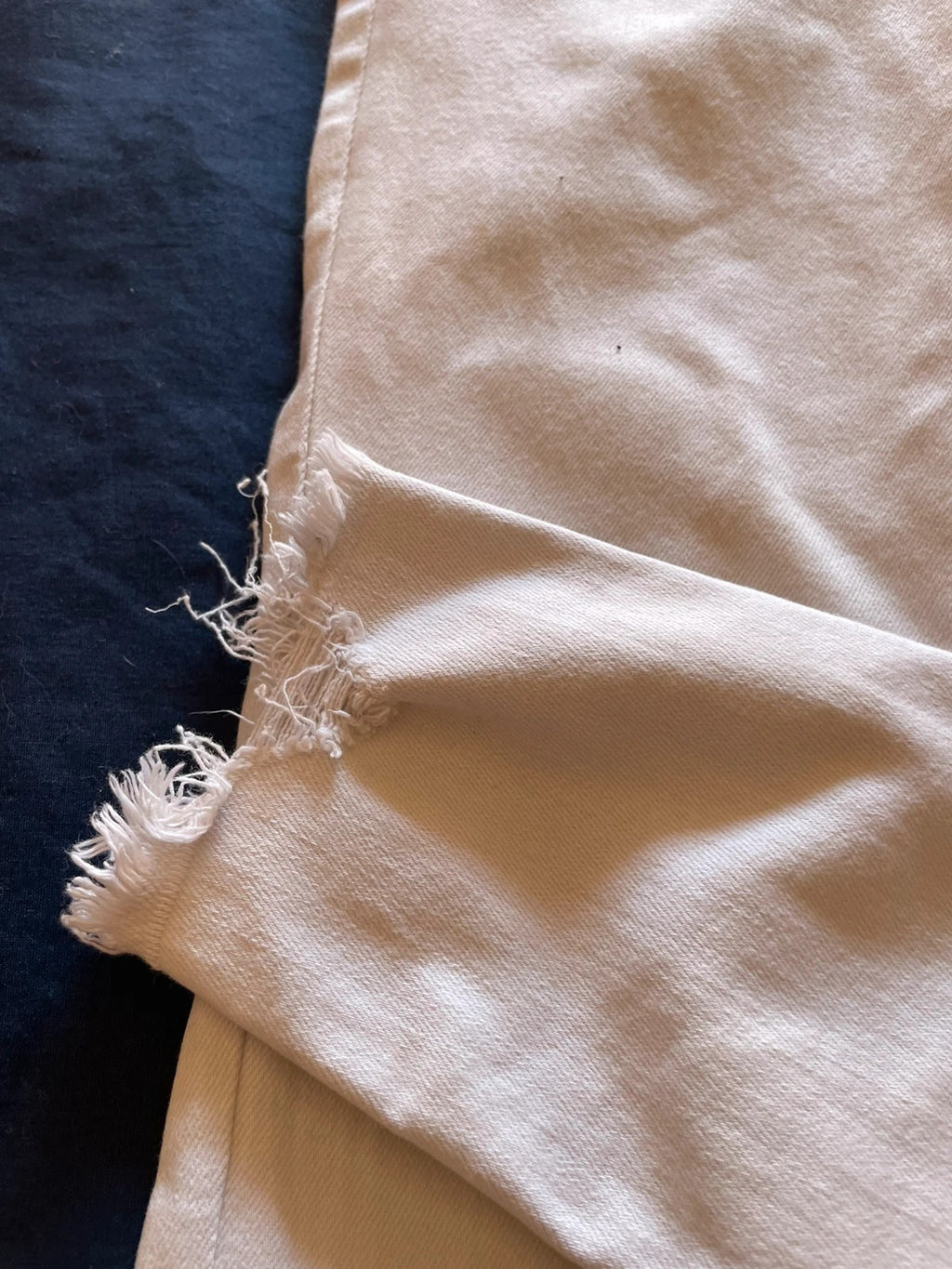 Pantalón blanco, elástico