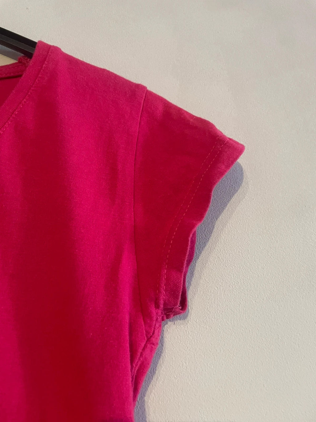 Camiseta, manga corta
