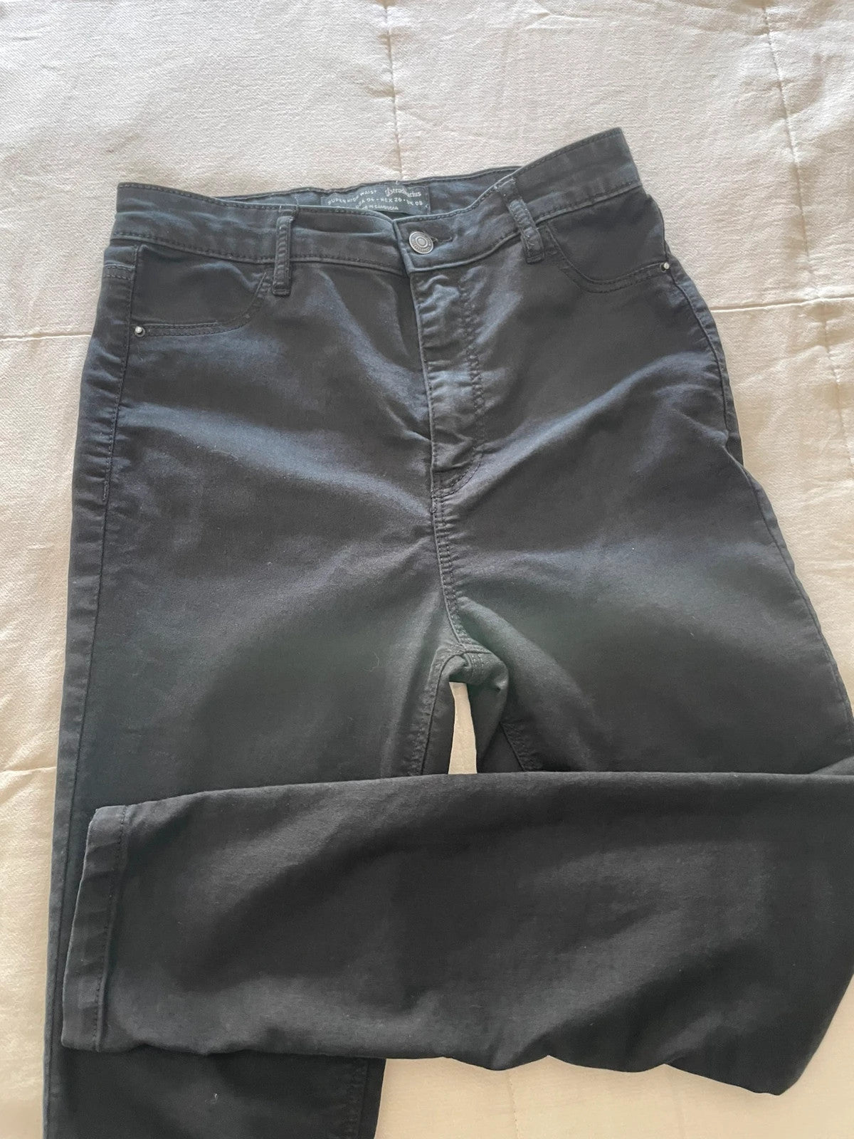 Pantalón elástico, Stradivarius