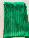 Pañuelo color verde con flecos