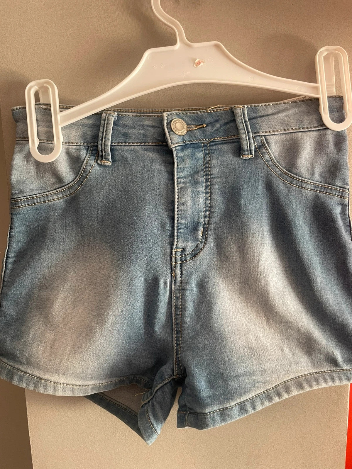 Shorts Double Agent