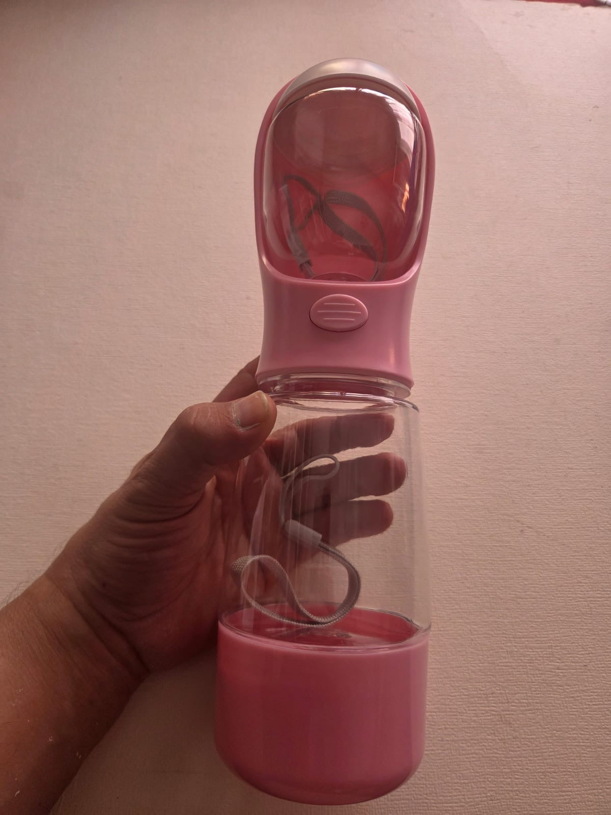 Botella de Agua Portátil Multifunción para Perros 3 en 1 – Bebedero, Dispensador de Alimentos y Bolsas