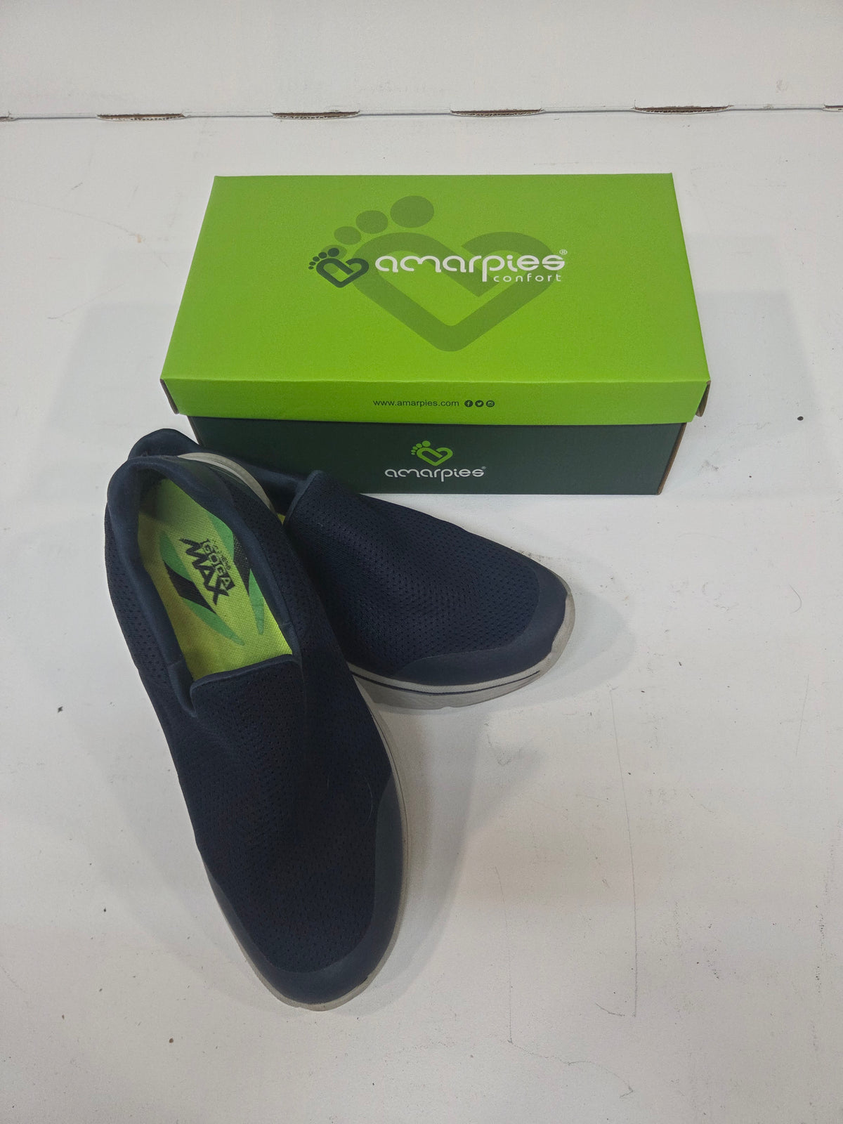 Zapatillas Skechers GOwalk Max – Azul Marino / Gris (Talla 41) Usadas