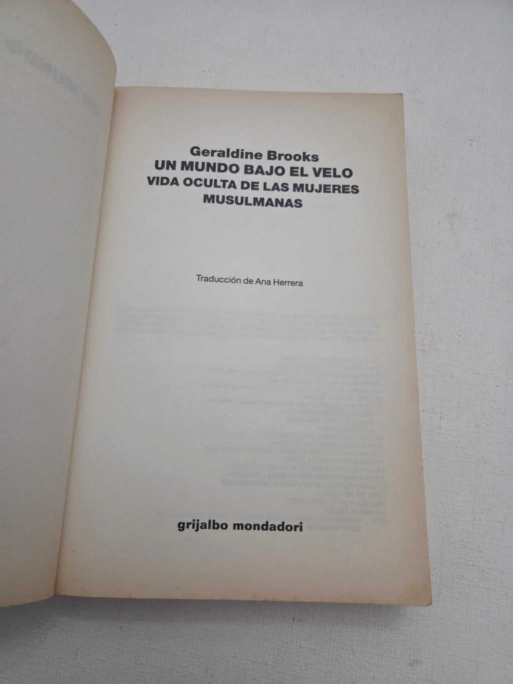 Un Mundo Bajo el Velo - Geraldine Brooks