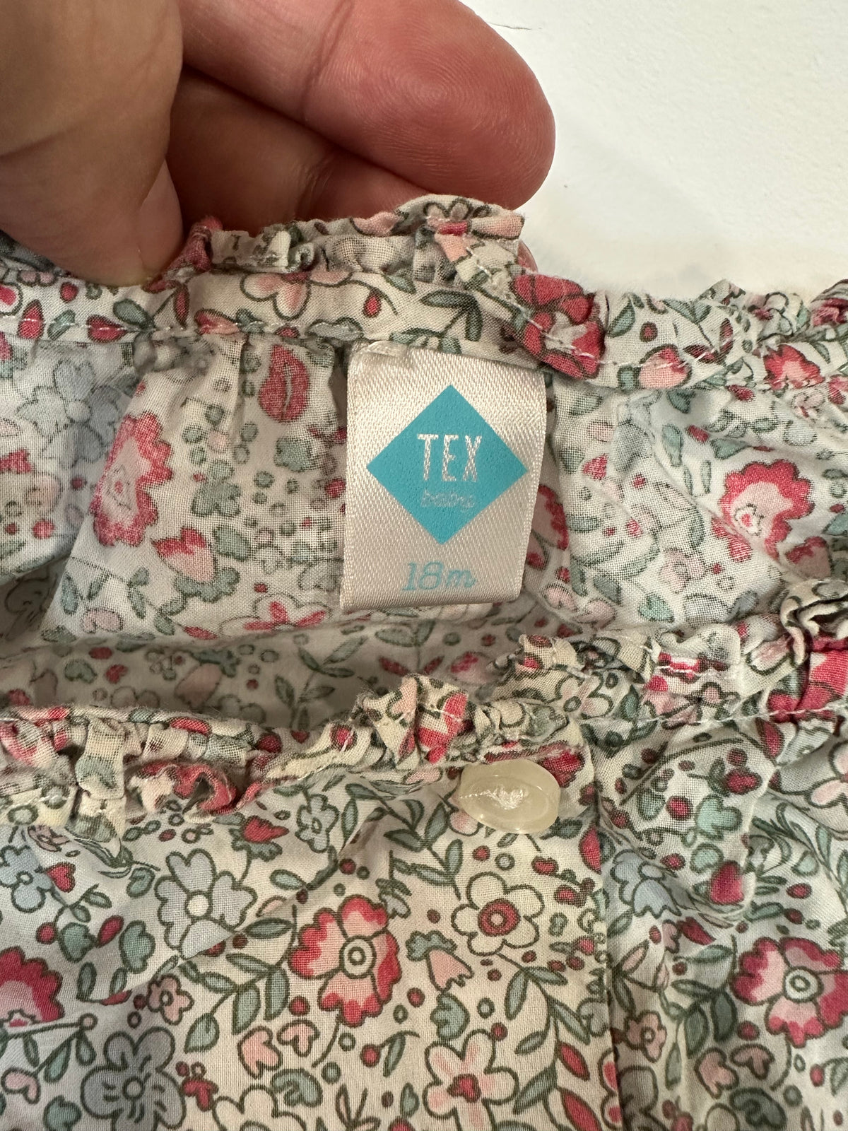 Blusa/Camisa de manga larga estampada de flores TEX - Talla 18M