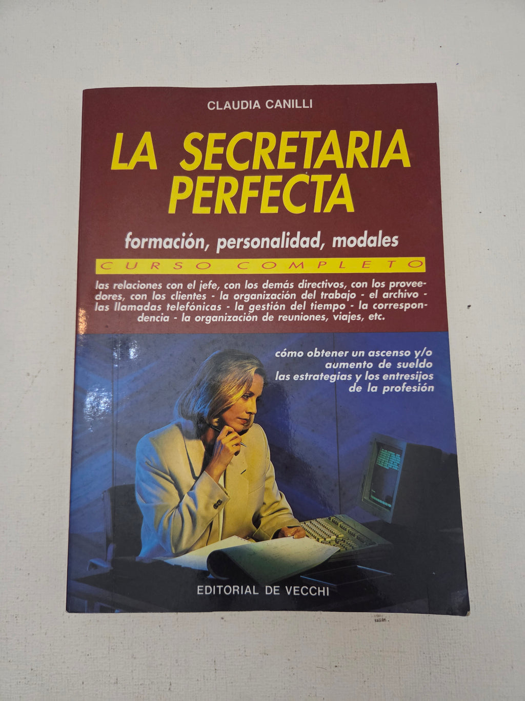 La Secretaria Perfecta - Claudia Canilli