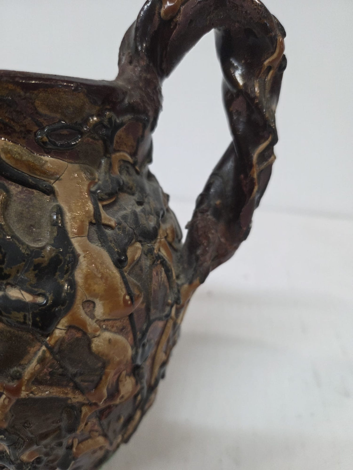 Jarrón Artesanal de Cerámica Rústica con Doble Asa y Esmalte Texturizado – Pieza Única Vintage