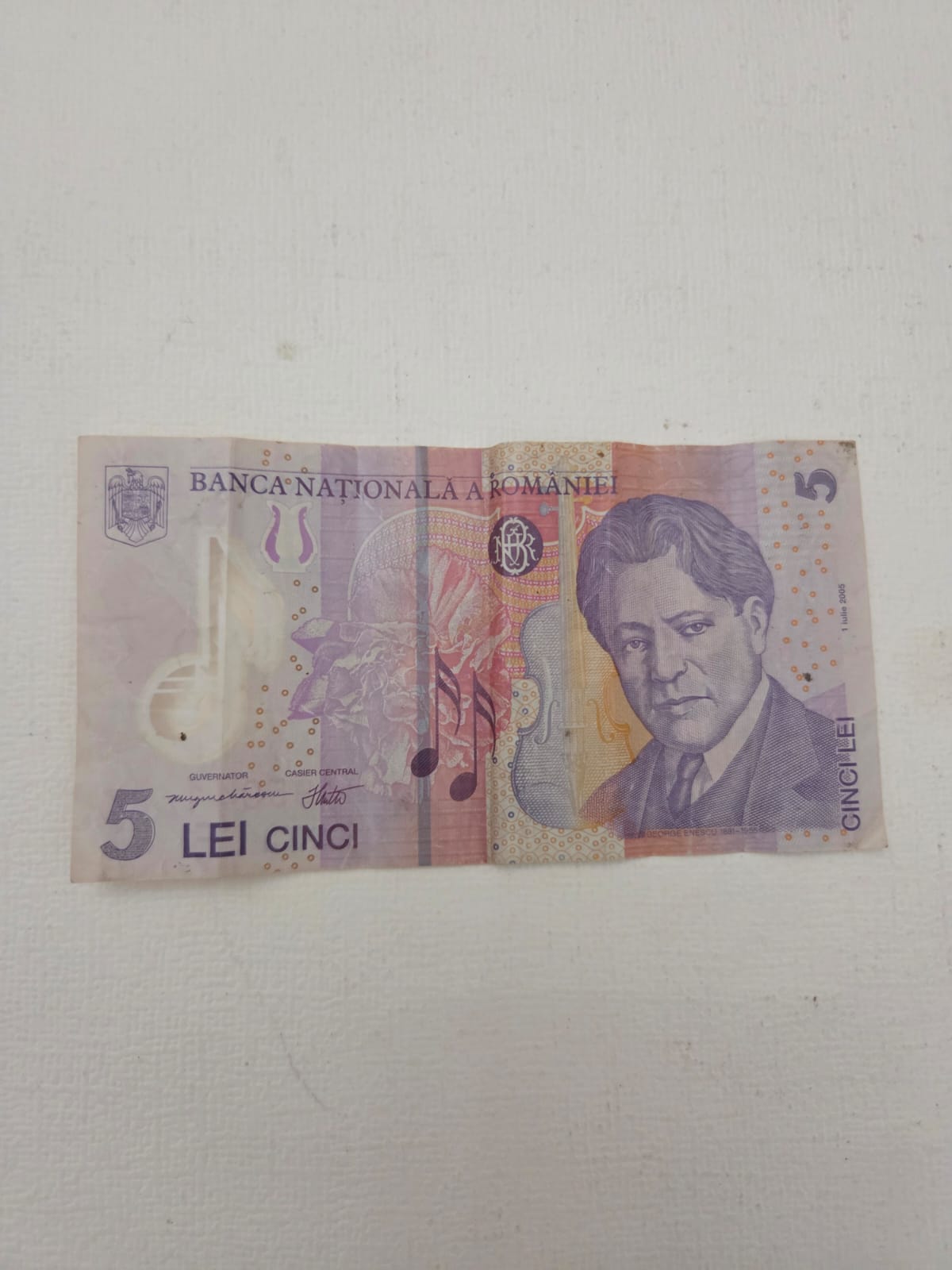 Billete 5 Lei Rumanía 2005 (George Enescu) - Polímero / Circulado