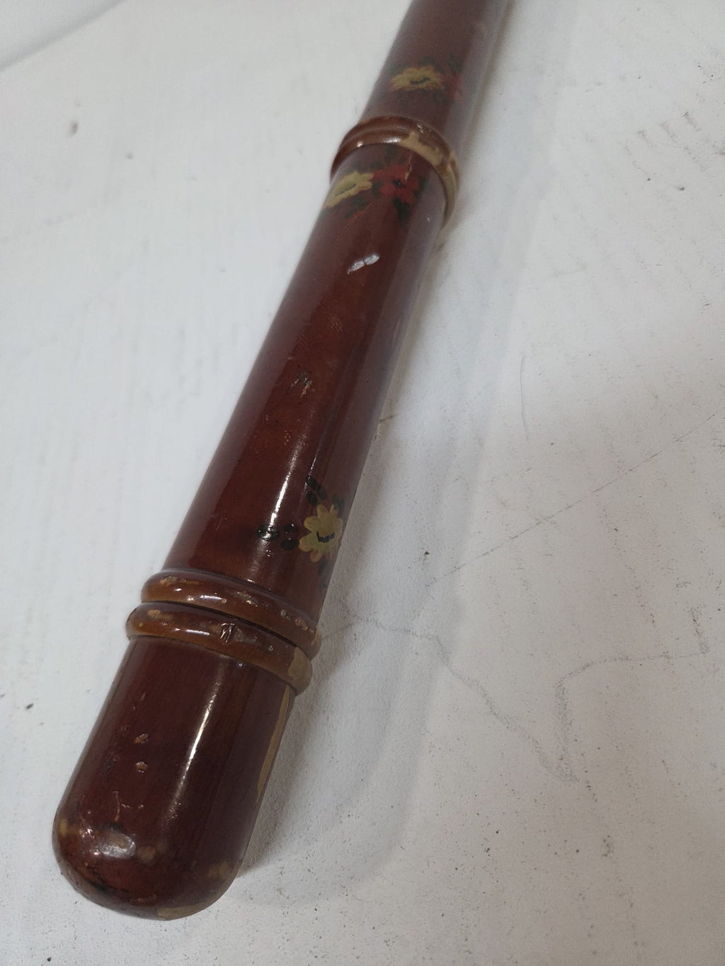 Estuche Guardagujas Vintage de Madera Pintada a Mano + Set de Agujas de Tejer Variadas