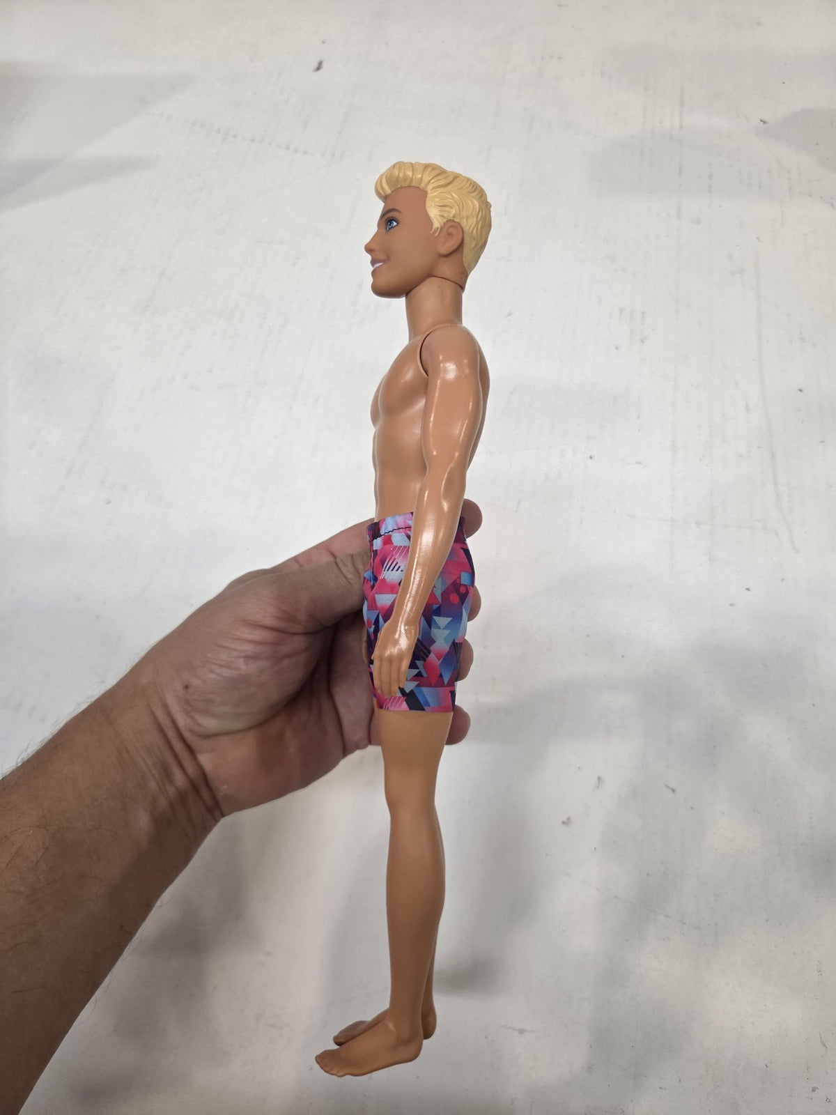 Muñeco Ken de Barbie Playeril / Veraniego - Pelo Rubio y Bañador Estampado