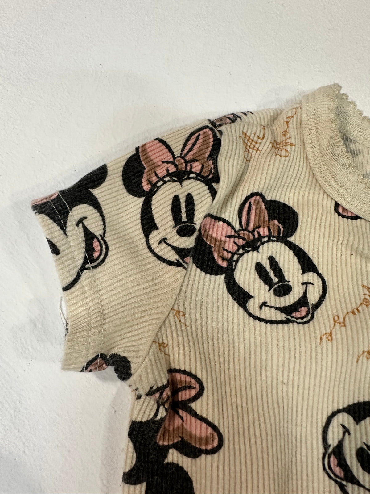 Body bebé Minnie Mouse Disney – Talla 86 cm (12-18 meses) – Canalé beige