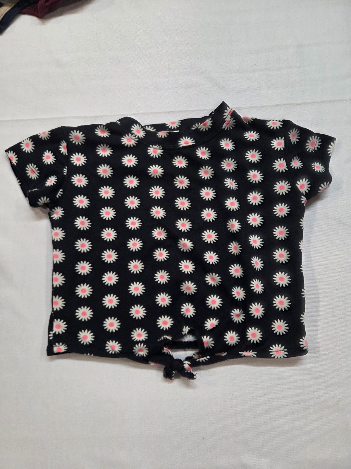 Camiseta Corta Negra Margaritas Talla 92 (2 Años) Nudo