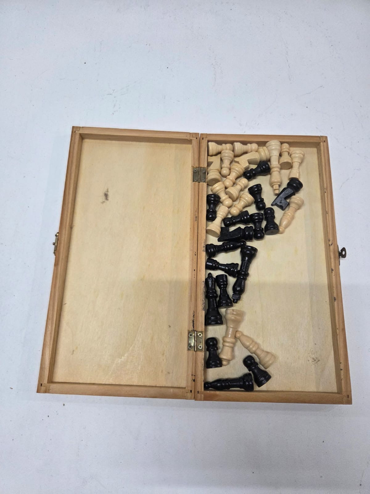 Juego de Ajedrez de Madera Plegable (Estilo Clásico / Vintage)
