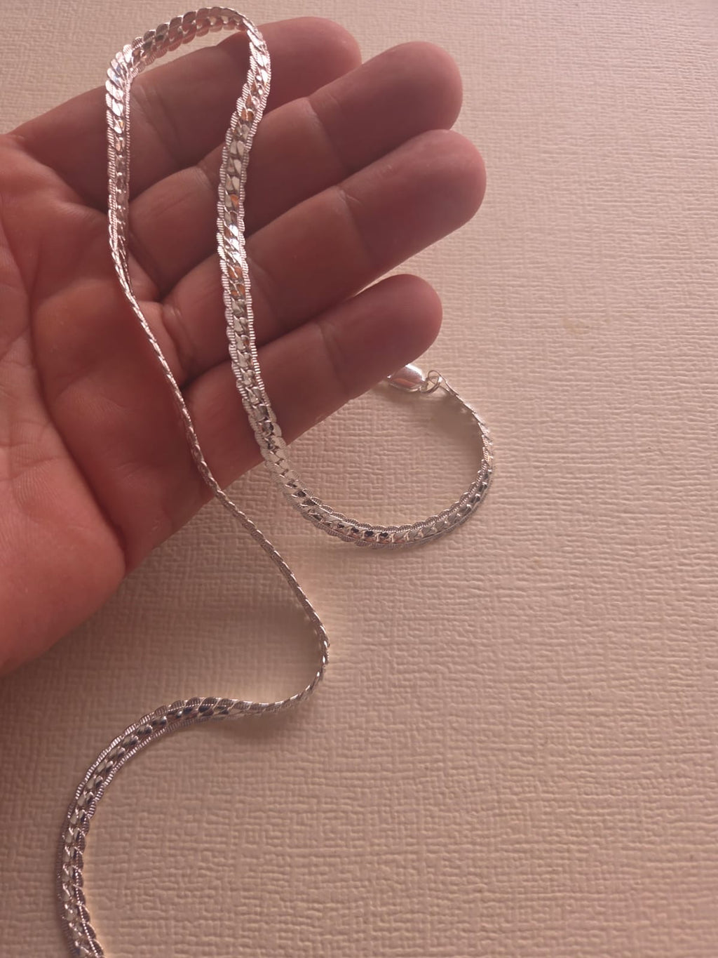Cadena de Plata de Ley 925 Tejido Espiga / Singapur Plana con Cierre de Mosquetón