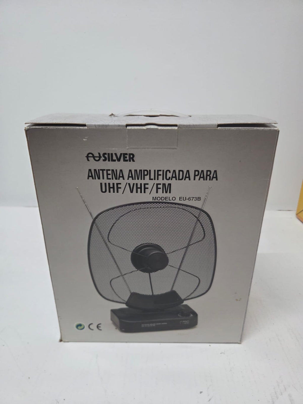 Antena de TV para Interior Amplificada Silver EU-673B (UHF / VHF / FM) con Control de Ganancia