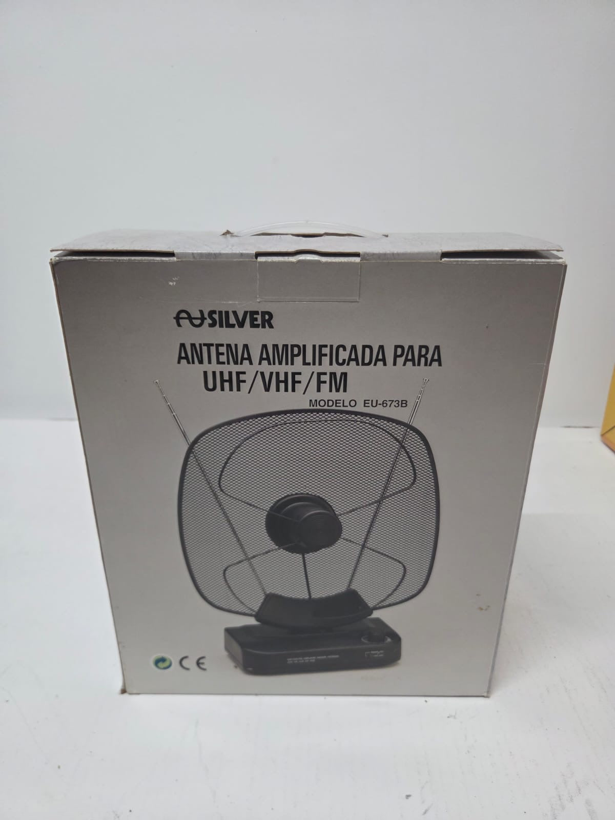 Antena de TV para Interior Amplificada Silver EU-673B (UHF / VHF / FM) con Control de Ganancia