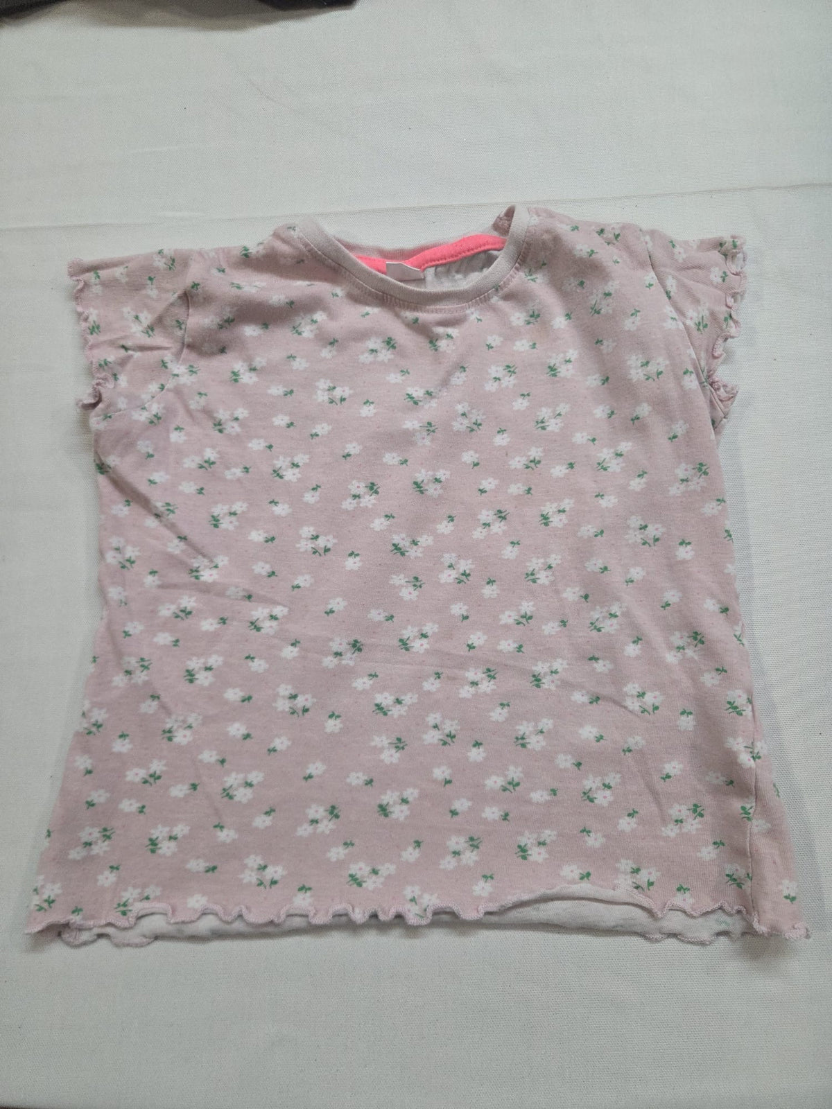 Camiseta de manga corta con estampado floral