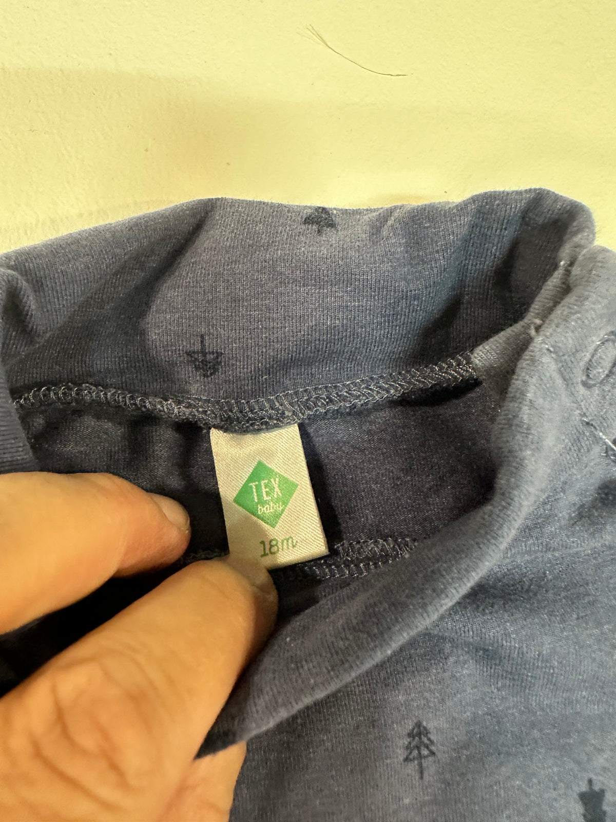 Camiseta / Jersey Térmico Infantil TEX Baby - Talla 18M (Estampa Árboles)