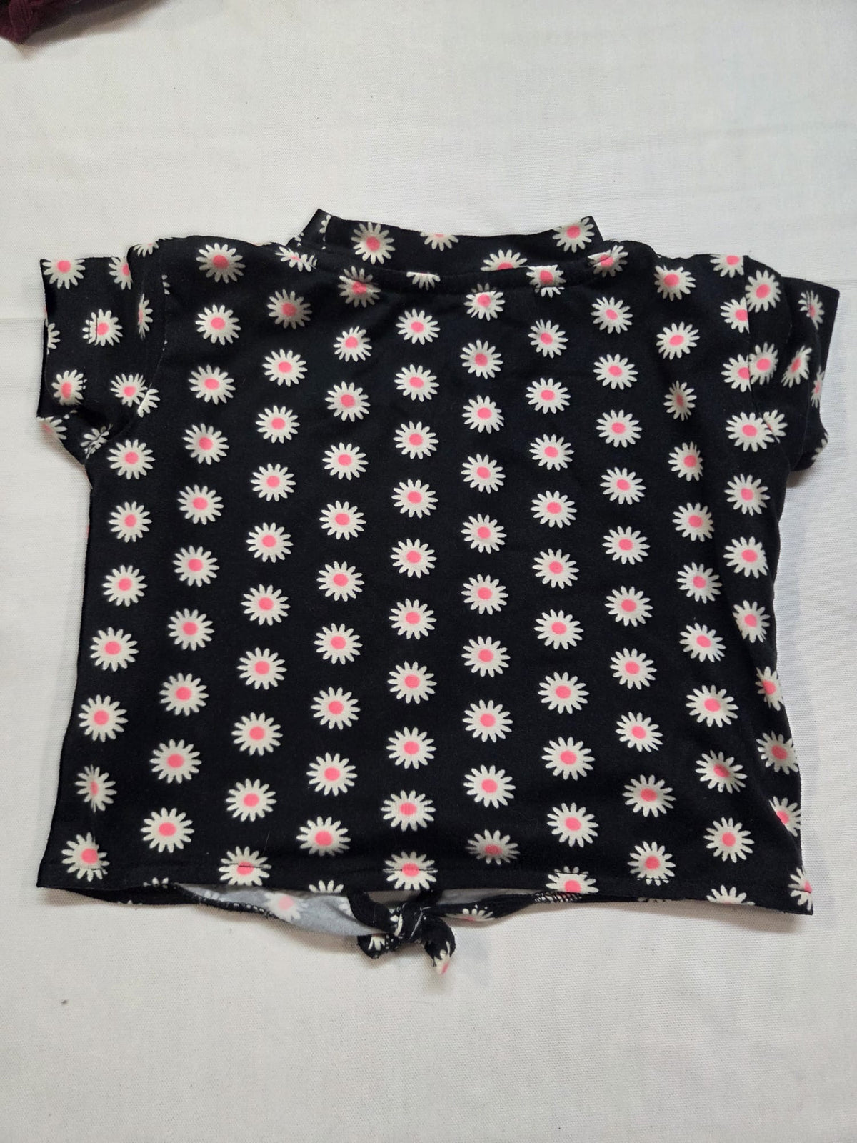 Camiseta Corta Negra Margaritas Talla 92 (2 Años) Nudo