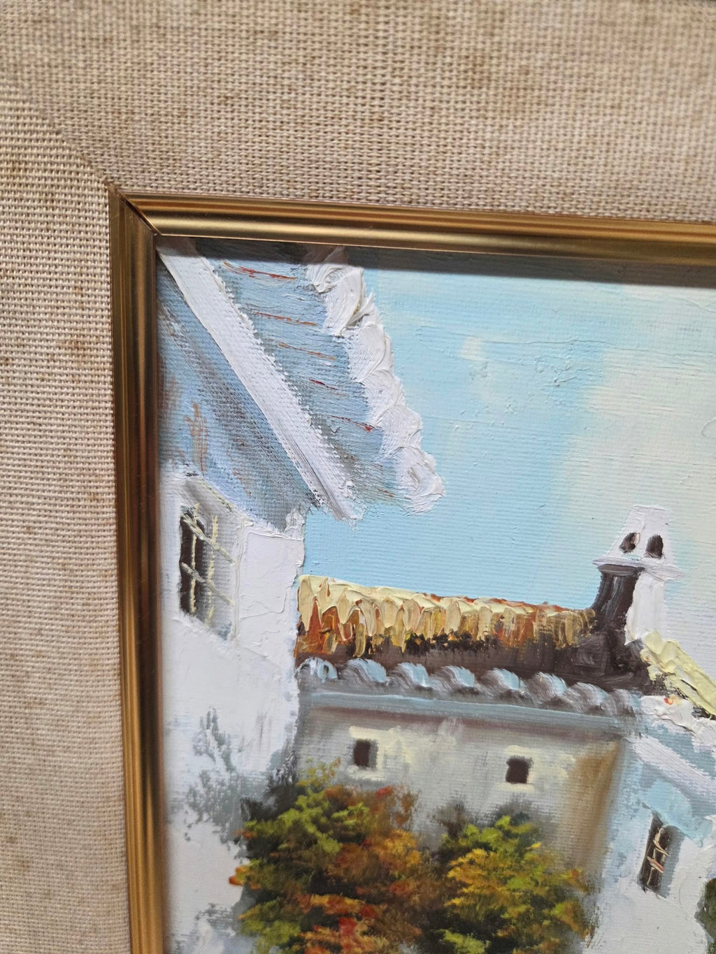 Cuadro al Óleo Paisaje Rural Mediterráneo – Casa Blanca Tradicional con Marco de Madera (45 x 52 cm)