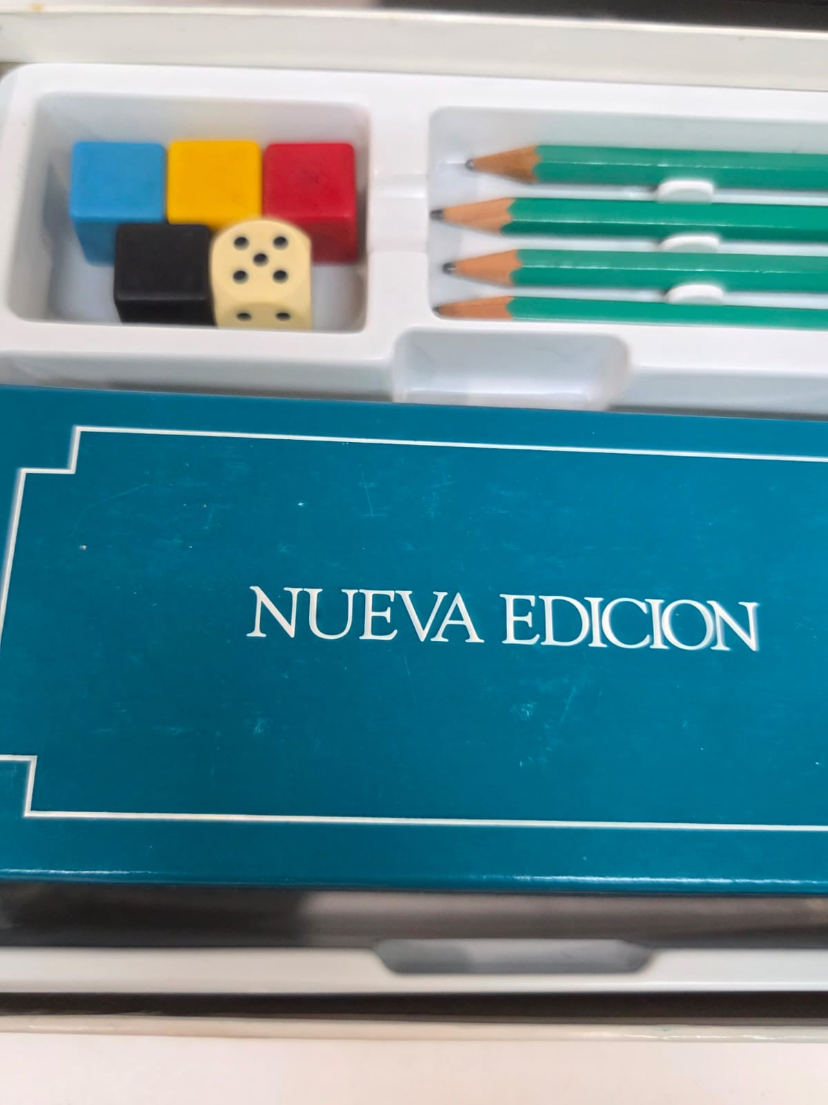 Juego de mesa Pictionary (Nueva Edición vintage - 2500 palabras)