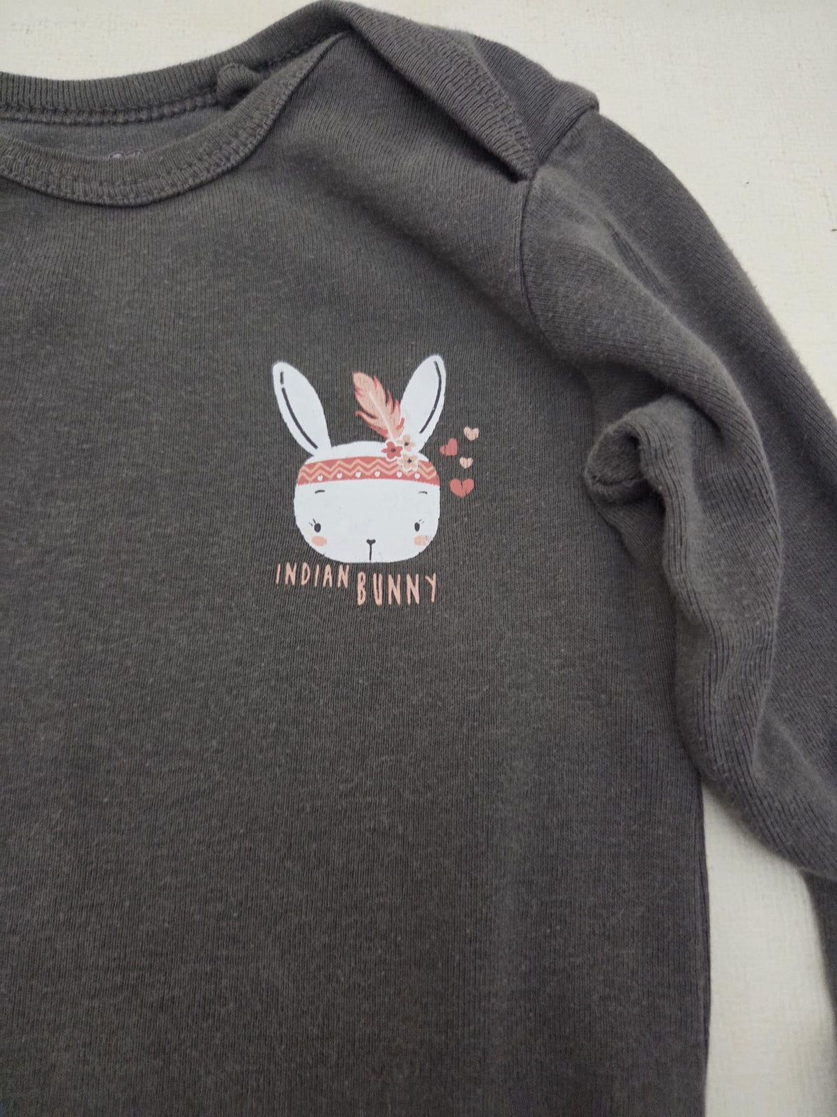 Body manga larga gris Lupilu "Indian Bunny" (Talla 6-12 meses /
