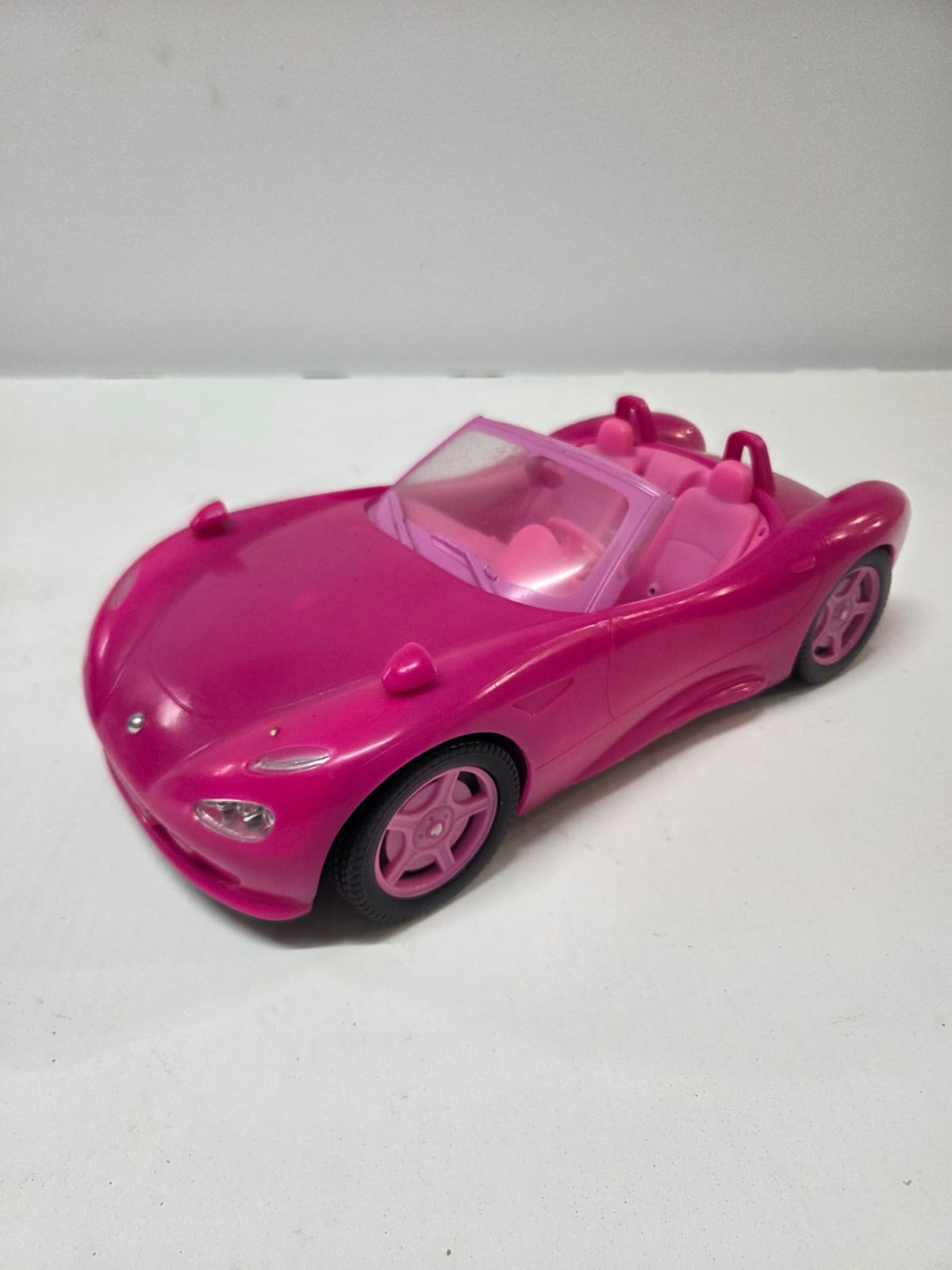 Coche Deportivo Descapotable Rosa para Muñecas – Auto Convertible de Ju