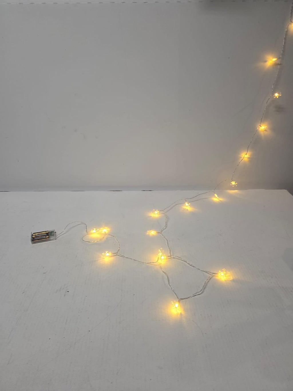 Guirnalda de Luces LED Copos de Nieve Warm Glow – Iluminación Acogedora a Pilas