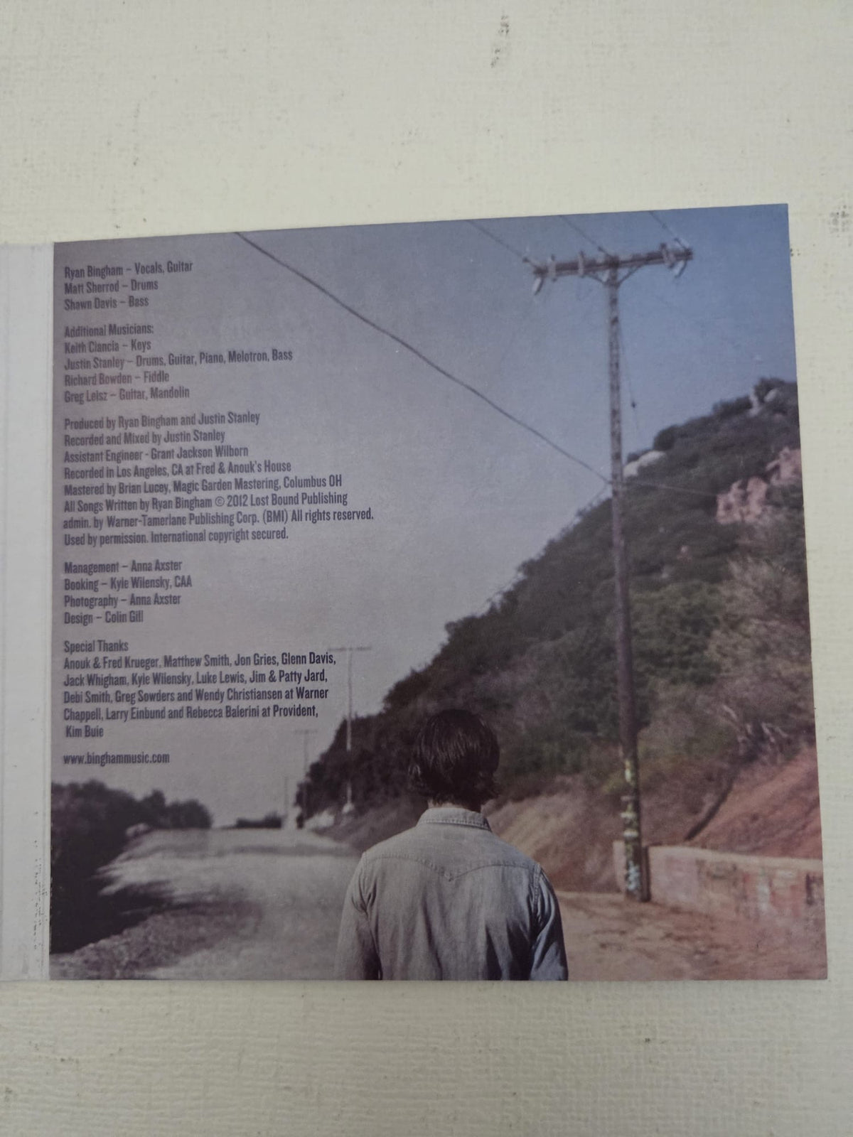 Álbum en CD: Ryan Bingham – Tomorrowland (2012)