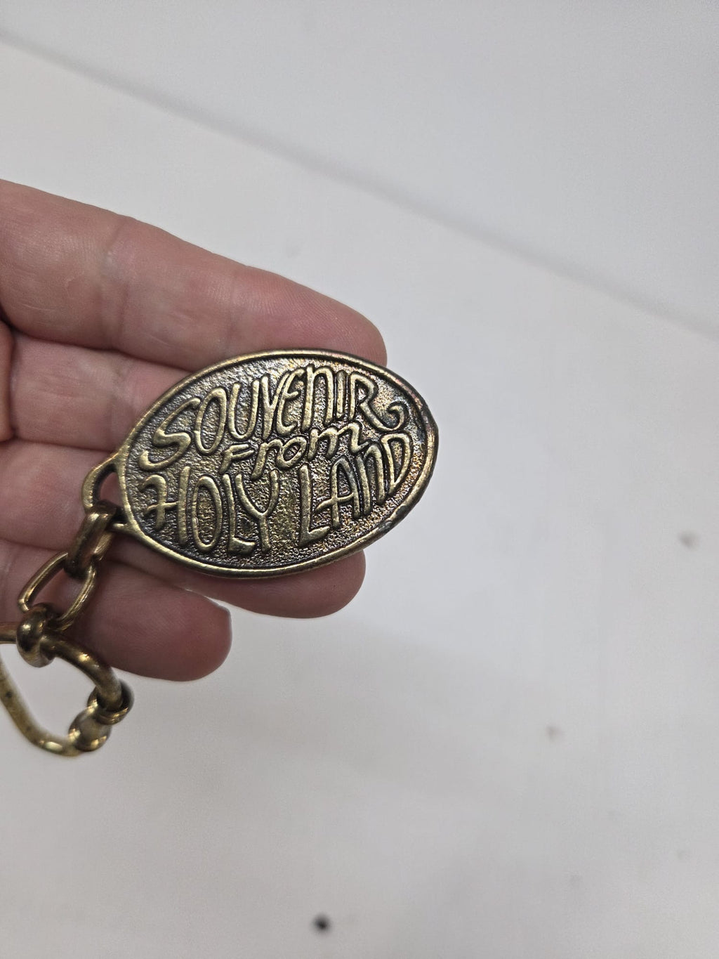 Llavero Vintage Cruz de Jerusalén – Souvenir de Tierra Santa (Bronce/Latón)
