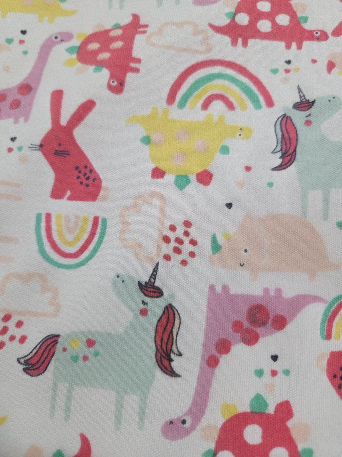 Body Bebé Manga Corta - Estampado Dinosaurios y Unicornios⁠
