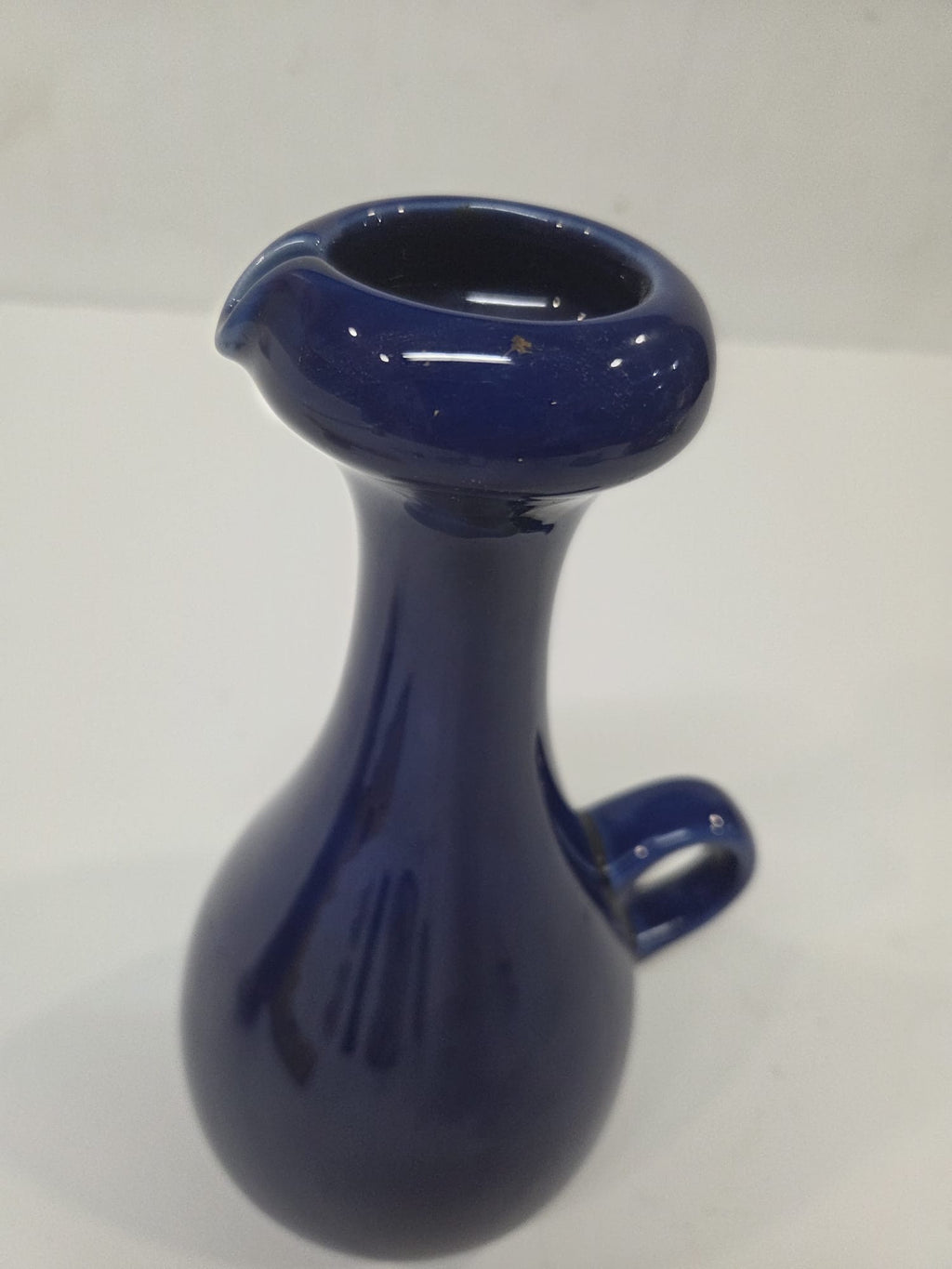 Jarra/Aceitera Pequeña de Cerámica Azul Cobalto con Asa y Pico Vertedor (18 cm)
