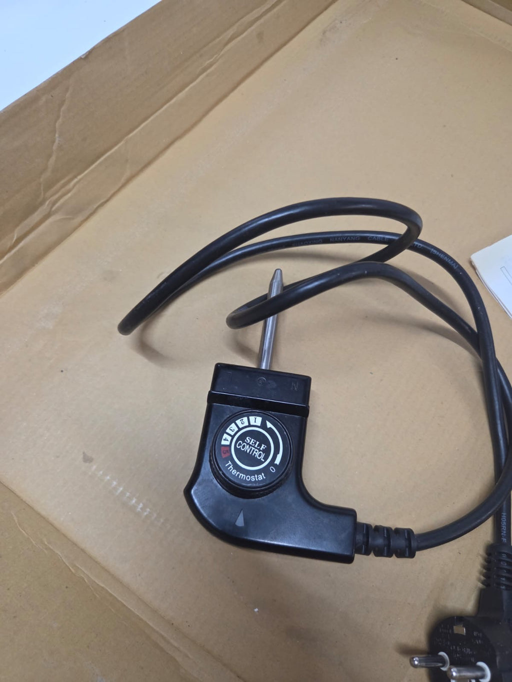 Plancha de Asar Eléctrica Nippon NP 6121 (2000W, Antiadherente)