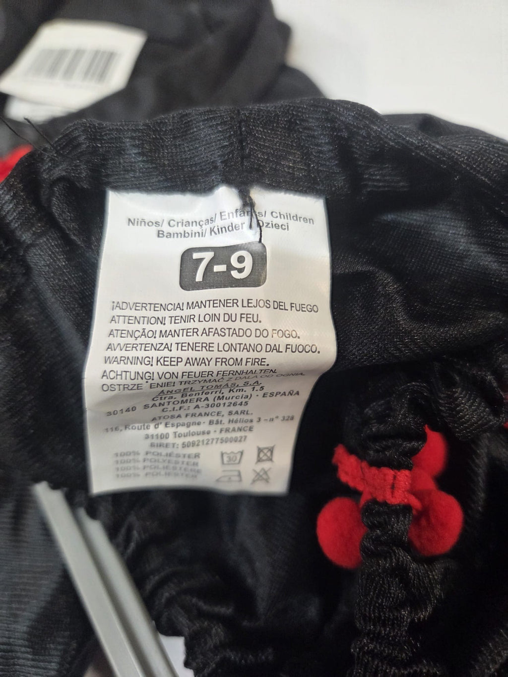 Disfraz Infantil de Zorro / Bandido Misterioso para Niños (Talla 7-9 años) – Incluye Camisa, Pantalón, Capa, Máscara, Fajín y Espada