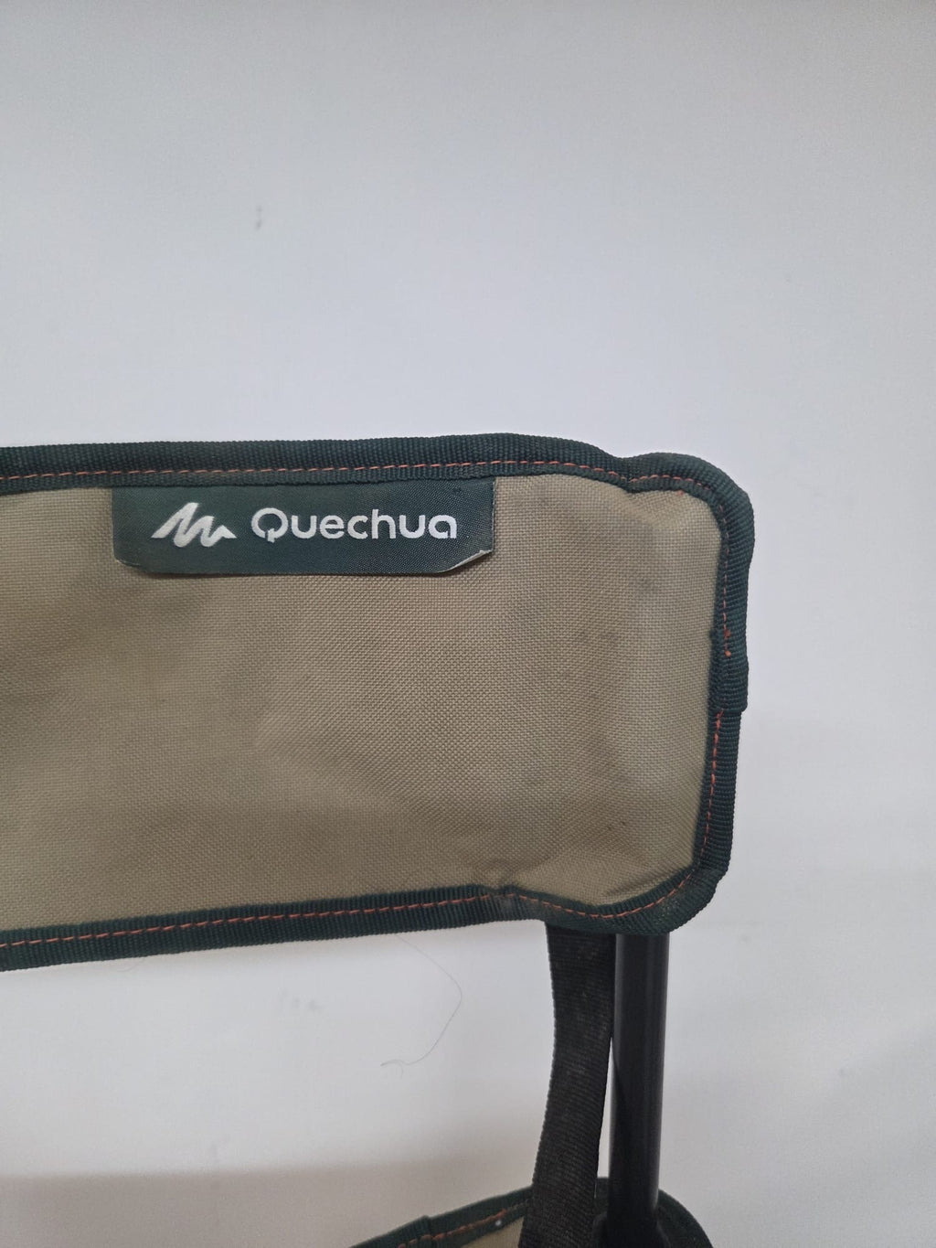 pack completo de 3 sillas, puedes usar: Pack de 3 Sillas Plegables de Camping Quechua Decathlon)