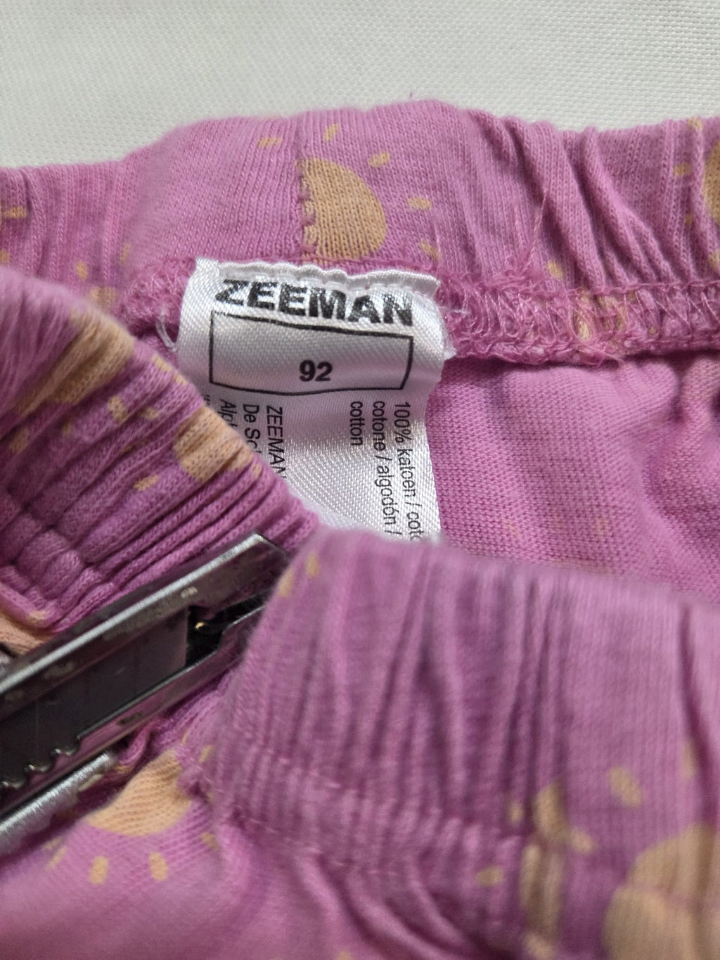Pantalón corto / Short de verano para niña Zeeman – Talla 92 (1,5 - 2 años) - Estampado Soles