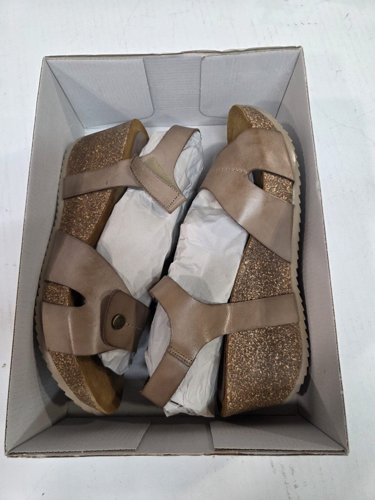 Sandalia Cuña Piel Vaquetilla Piedra – Made in Spain