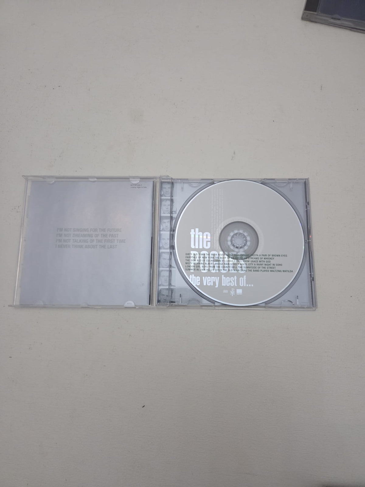 CD The Pogues - The Very Best Of... (Edición con funda Slipcase)