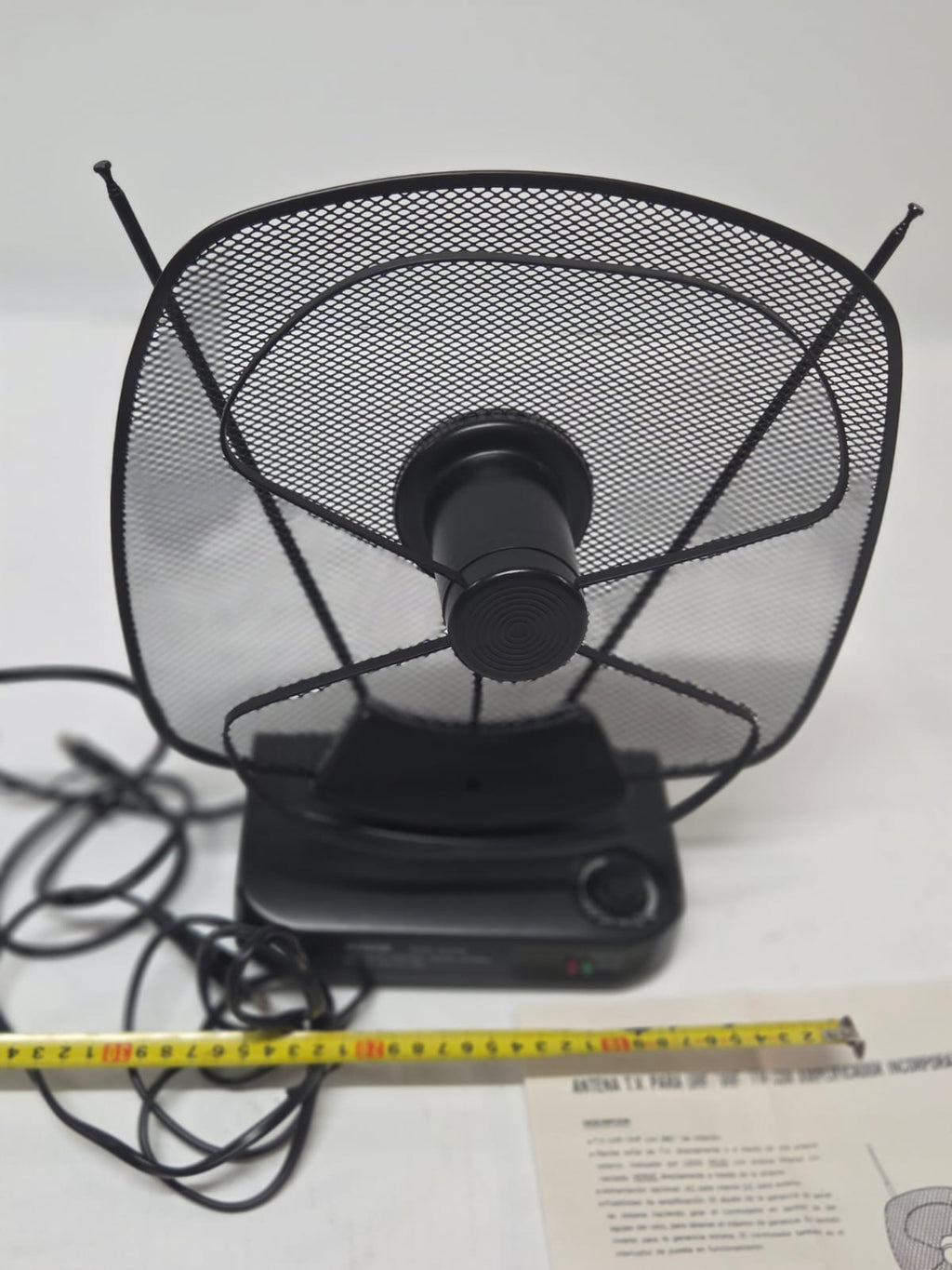 Antena de TV para Interior Amplificada Silver EU-673B (UHF / VHF / FM) con Control de Ganancia