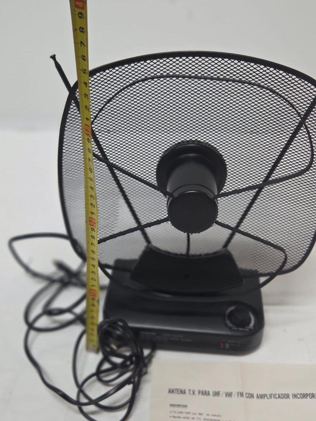 Antena de TV para Interior Amplificada Silver EU-673B (UHF / VHF / FM) con Control de Ganancia