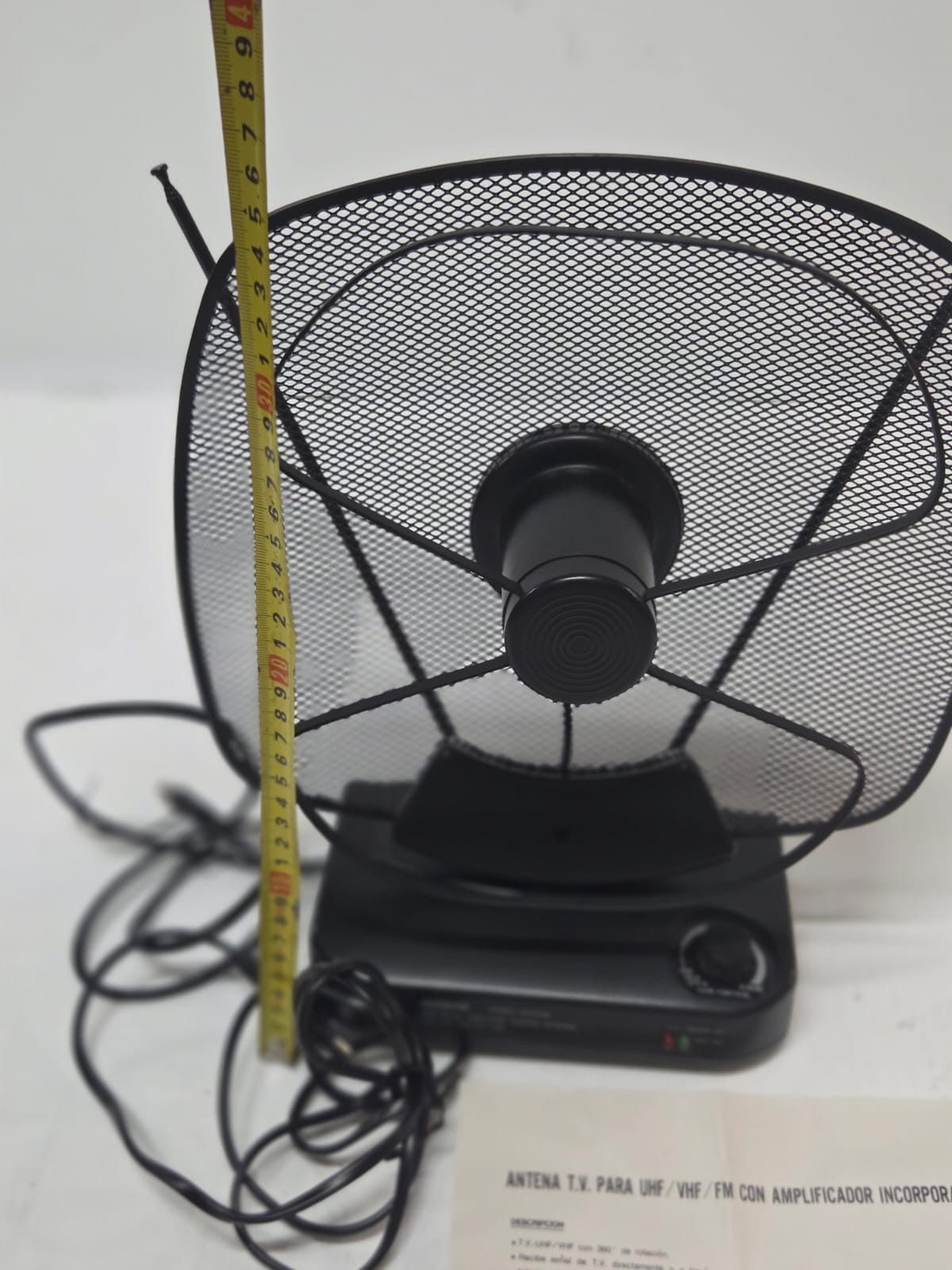 Antena de TV para Interior Amplificada Silver EU-673B (UHF / VHF / FM) con Control de Ganancia